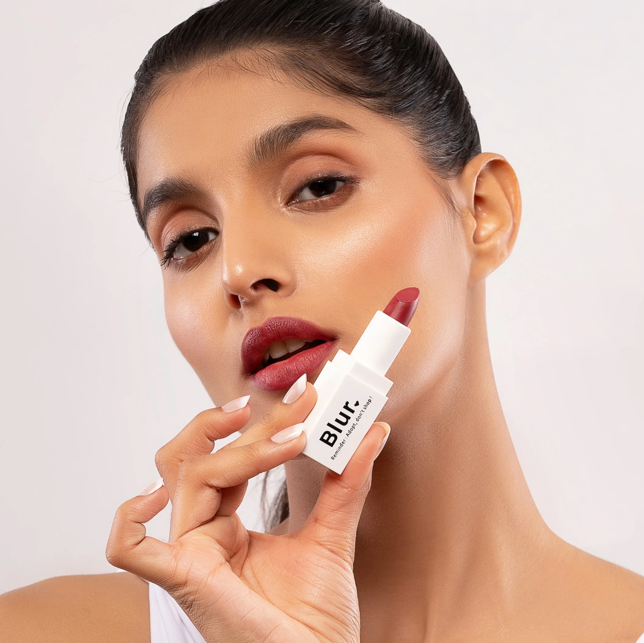 BLURsticks | 3 IN 1 Bullets For Lips + Eyes + Cheeks - Image 12